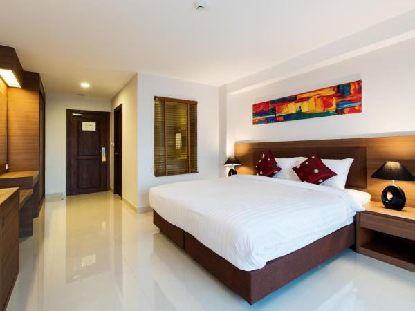 Riche Hua Hin Hotel - SHA Plus : photo 5 de la chambre chambre lit king-size deluxe