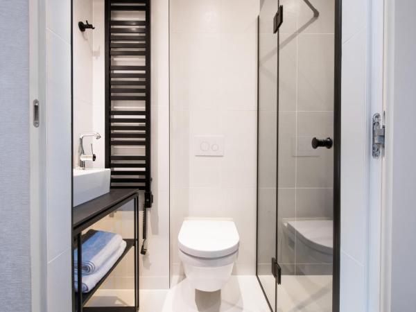 Hotel Krupnicza 30 : photo 4 de la chambre chambre double ou lits jumeaux standard