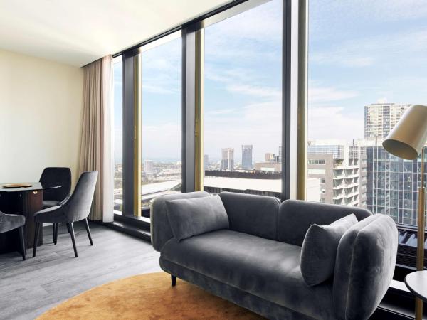 Quincy Hotel Melbourne : photo 2 de la chambre skyline view plus king