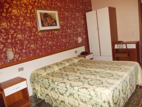 Albergo Boccadasse : photo 3 de la chambre chambre double ou lits jumeaux