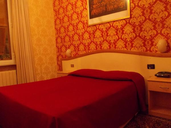 Albergo Boccadasse : photo 6 de la chambre chambre double ou lits jumeaux