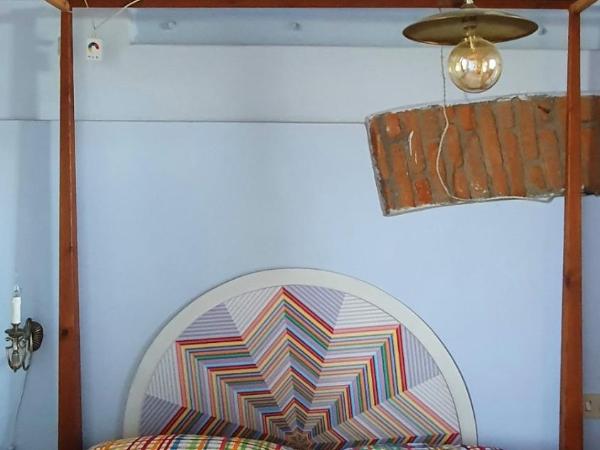 suite with terrace in Milan naviglio pavese : photo 3 de la chambre chambre double avec salle de bains privative