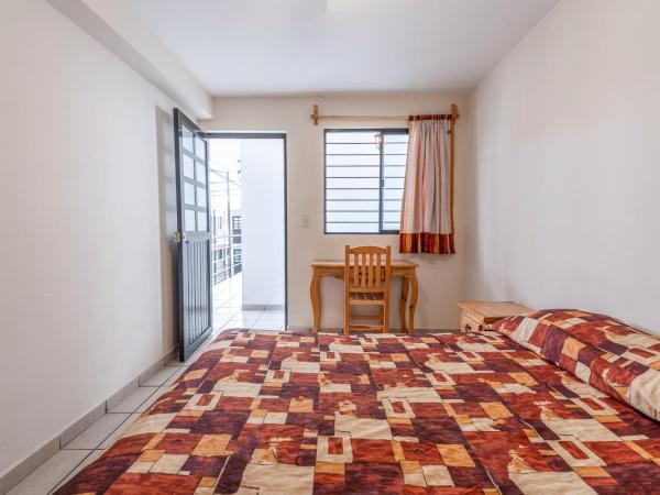 Cinco de Mayo Hotel : photo 2 de la chambre chambre double