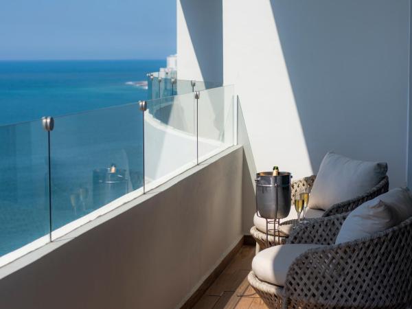 HOTEL TRAMONTO MAZATLAN : photo 5 de la chambre chambre double deluxe avec balcon - vue sur mer