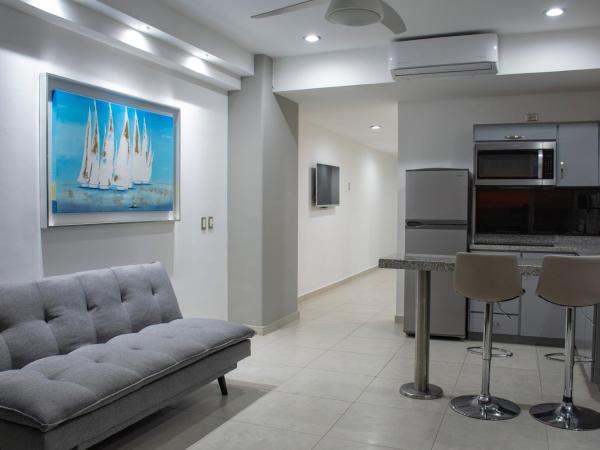 HOTEL TRAMONTO MAZATLAN : photo 6 de la chambre suite deluxe - vue sur mer
