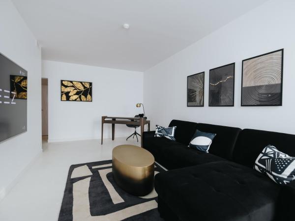 Le Meez : photo 7 de la chambre suite présidentielle