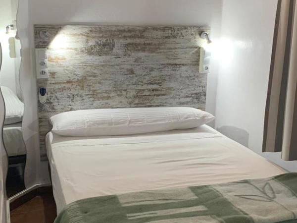 Casa de Huéspedes Almansa : photo 7 de la chambre chambre simple avec salle de bains commune