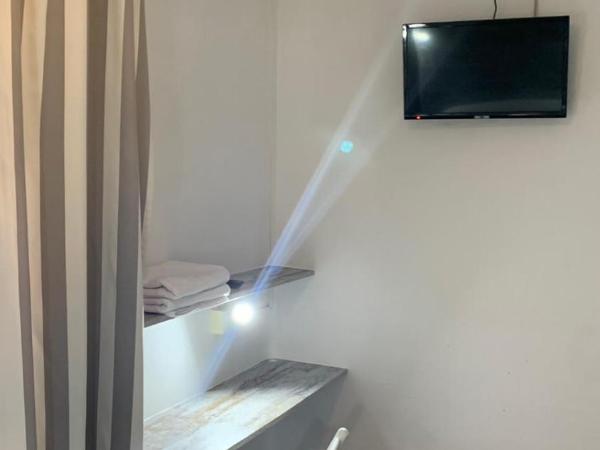 Casa de Huéspedes Almansa : photo 3 de la chambre chambre simple avec salle de bains commune