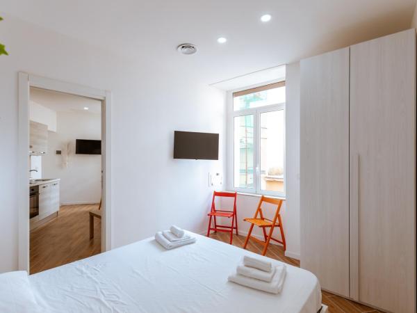 Central House - Apartments in Naples : photo 6 de la chambre appartement standard