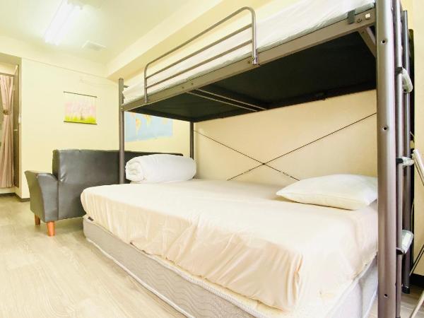 GUEST HOUSE B's FiveⅡ : photo 5 de la chambre chambre quadruple avec salle de bains privative