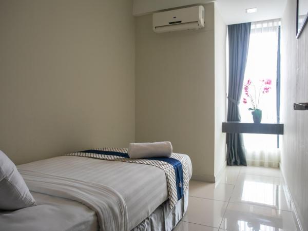 Sky Hotel : photo 6 de la chambre executive quad suite