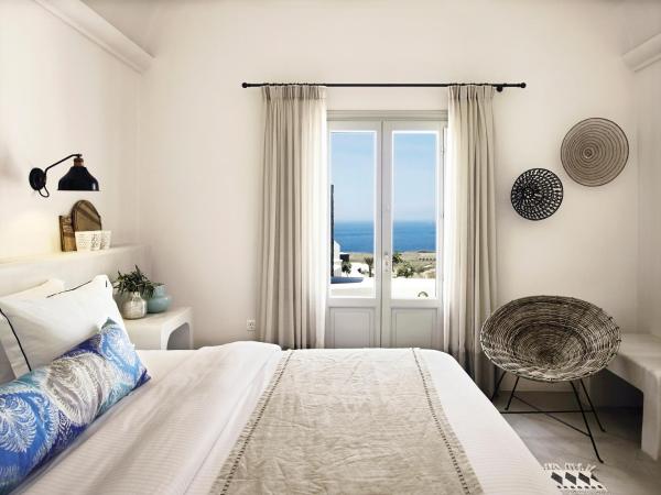 Santo Pure Oia Suites & Villas : photo 4 de la chambre suite avec jacuzzi - vue sur mer