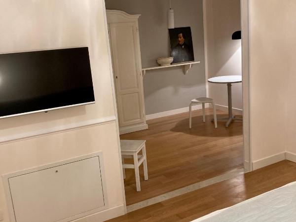 UN PUNTO A VERONA : photo 3 de la chambre chambre double avec salle de bains privative extérieure