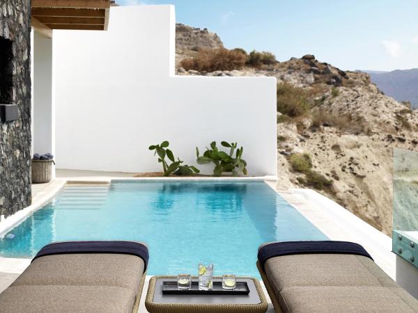 Santo Pure Oia Suites & Villas : photo 6 de la chambre suite exclusive avec piscine - vue sur mer et coucher de soleil 
