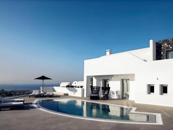 Santo Pure Oia Suites & Villas : photo 2 de la chambre villa selini avec piscine - vue sur mer et coucher de soleil