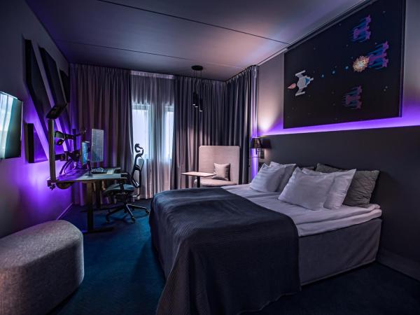 Quality Hotel Globe : photo 1 de la chambre salle de jeux