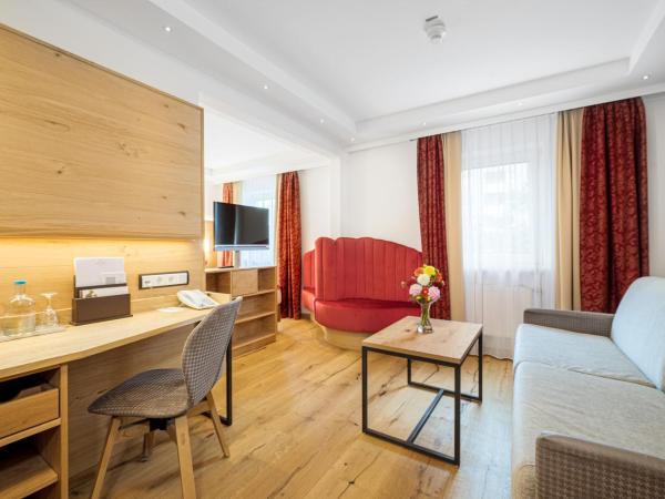 Park Hotel Laim : photo 6 de la chambre suite junior avec vue sur la ville