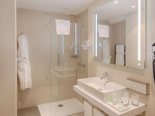 NH Torino Centro : photo 3 de la chambre chambre double ou lits jumeaux standard