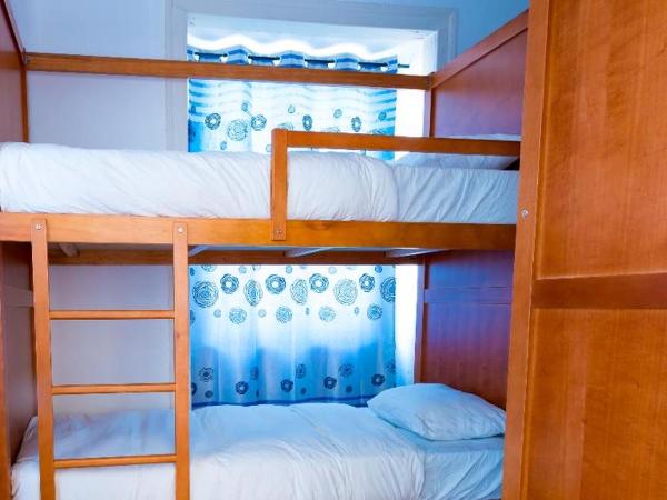 SwissLisbon Guest House : photo 2 de la chambre lit superposé dans dortoir mixte
