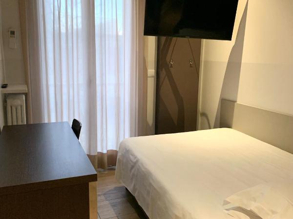 M14 Hotel & Spa : photo 1 de la chambre chambre simple basique avec balcon
