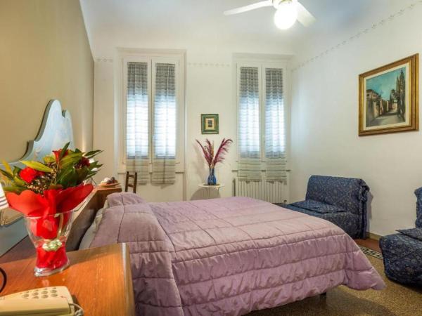 Hotel Ferretti : photo 3 de la chambre chambre double ou lits jumeaux supérieure avec vue sur ville