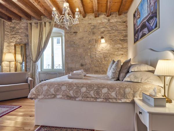 Villa Split Heritage Hotel : photo 7 de la chambre suite junior - annexe