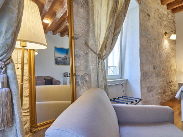 Villa Split Heritage Hotel : photo 6 de la chambre suite junior - annexe