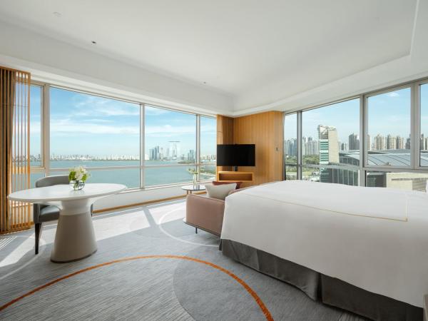 InterContinental Suzhou Hotel, an IHG Hotel : photo 6 de la chambre 1 king premium panoramic