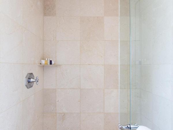 The Hermitage Hotel : photo 5 de la chambre l’hébergement lit king-size grand deluxe