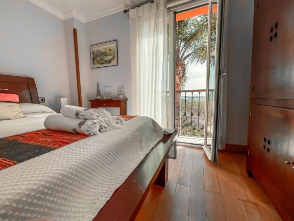 The Marbella Heights Boutique Hotel : photo 2 de la chambre chambre double deluxe avec terrasse - vue sur mer