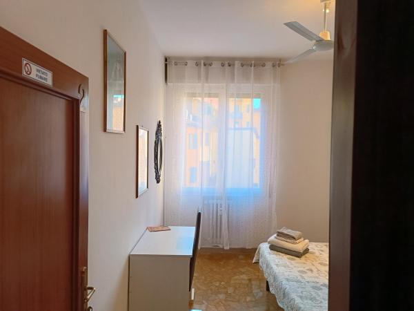 Affittacamere Pratello 97 : photo 3 de la chambre chambre double