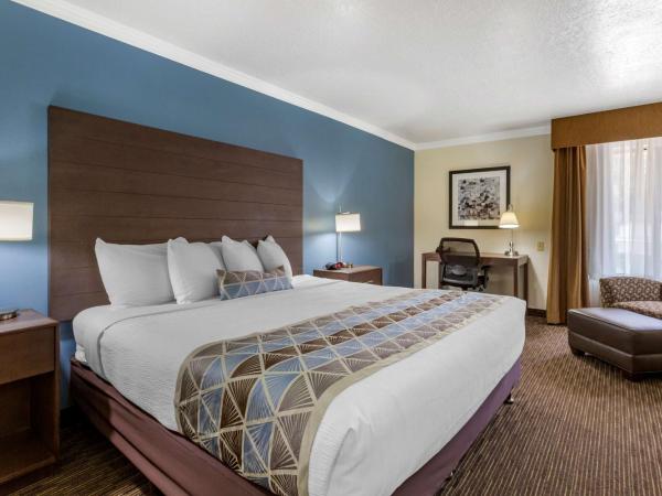 Best Western Airport Albuquerque InnSuites Hotel & Suites : photo 2 de la chambre chambre lit king-size - non-fumeurs