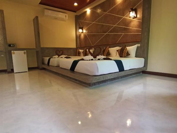 Lanta Pearl Beach Resort : photo 7 de la chambre bungalow familial