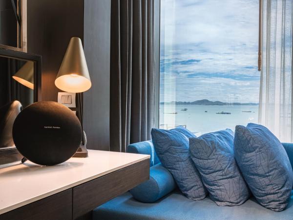 Mytt Hotel Pattaya - SHA Extra Plus : photo 3 de la chambre suite junior - vue sur mer