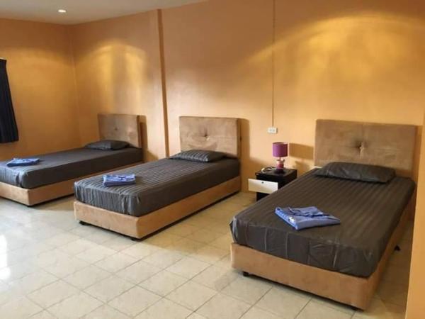 Khaolak inn : photo 1 de la chambre chambre double ou lits jumeaux standard