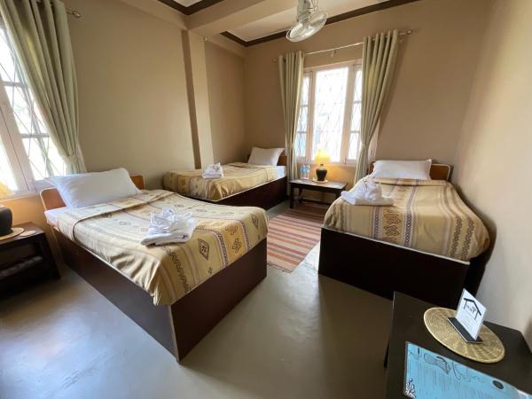 New Hotel Castle : photo 4 de la chambre chambre familiale