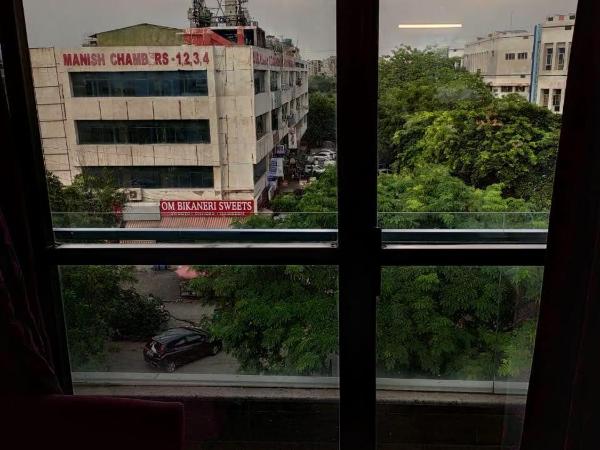 Green Lotus La Wisteria Inn : photo 3 de la chambre chambre double deluxe