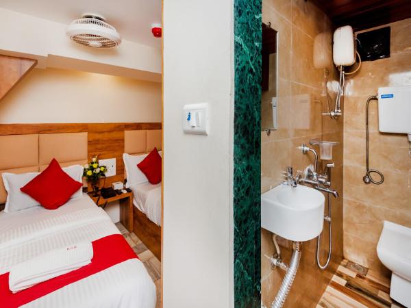 Hotel KGN - Mumbai : photo 6 de la chambre chambre triple supérieure