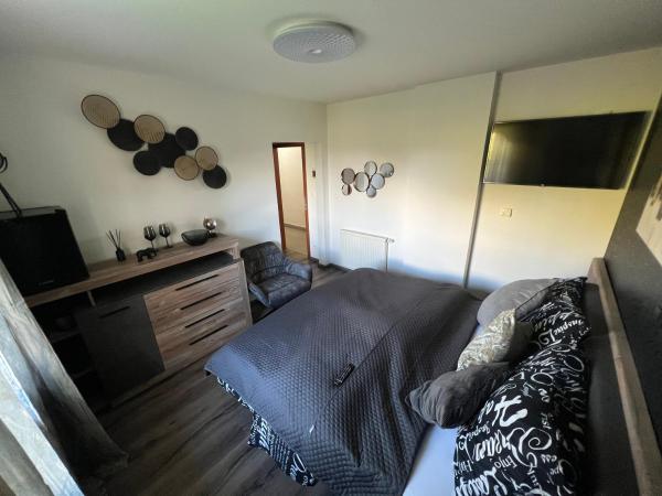 Restaurace Pyramida : photo 5 de la chambre chambre double