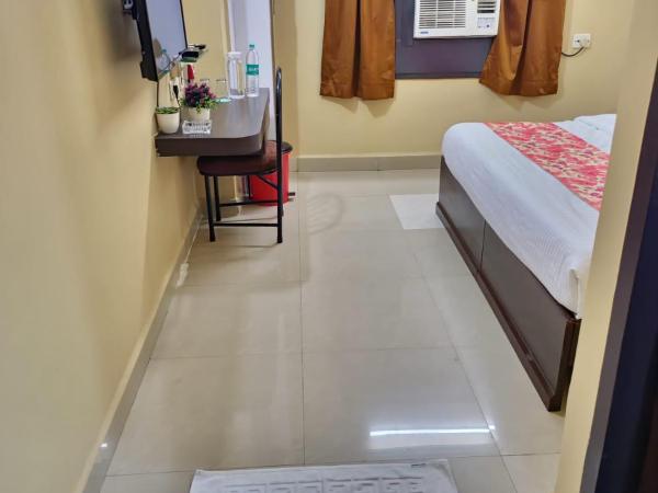 BHIMAS INN -Puratchi Thalaivar Dr M G Ramachandran Central Railway Station Chennai : photo 2 de la chambre chambre double Économique