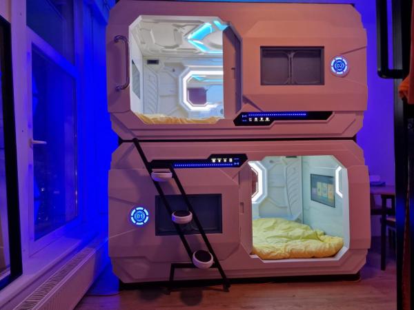 Recharge Hostel : photo 3 de la chambre chambre familiale