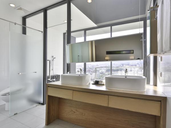 Eastin Tan Hotel Chiang Mai : photo 8 de la chambre suite 2 chambres