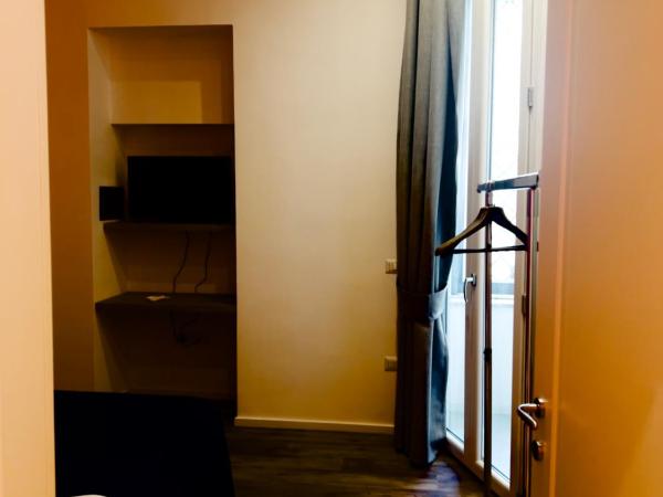 Hotel Ausonia : photo 9 de la chambre appartement standard