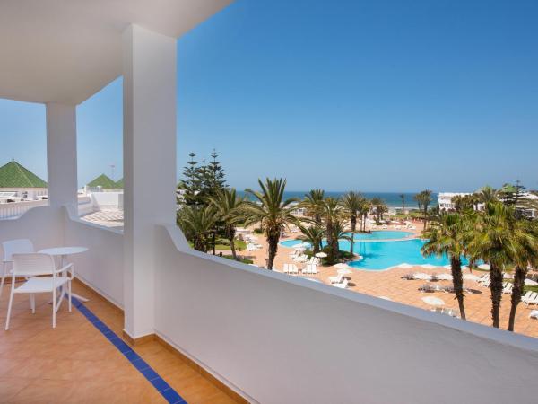 Iberostar Waves Founty Beach All Inclusive : photo 1 de la chambre chambre double - vue sur piscine