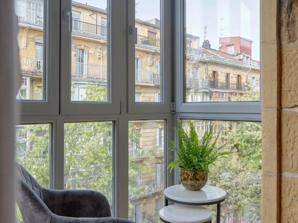 HOTEL ARRIZUL CATEDRAL : photo 6 de la chambre chambre double ou lits jumeaux supérieure avec balcon