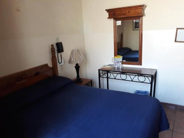 Hotel el Carmen : photo 5 de la chambre chambre standard