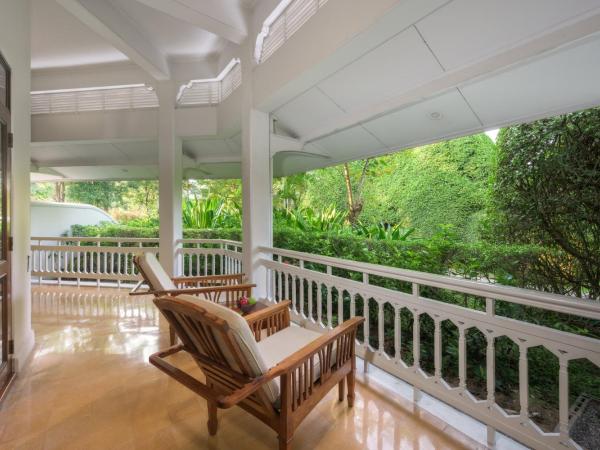 Centara Grand Beach Resort & Villas Hua Hin : photo 5 de la chambre suite junior avec lit king-size 