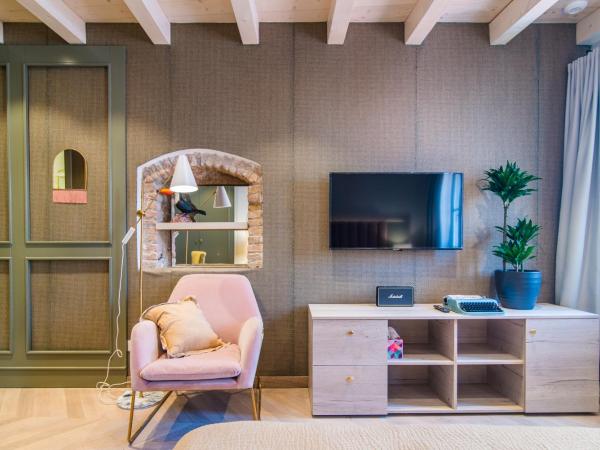 The Melegran : photo 5 de la chambre suite deluxe - vue sur mer (bâtiment annexe)