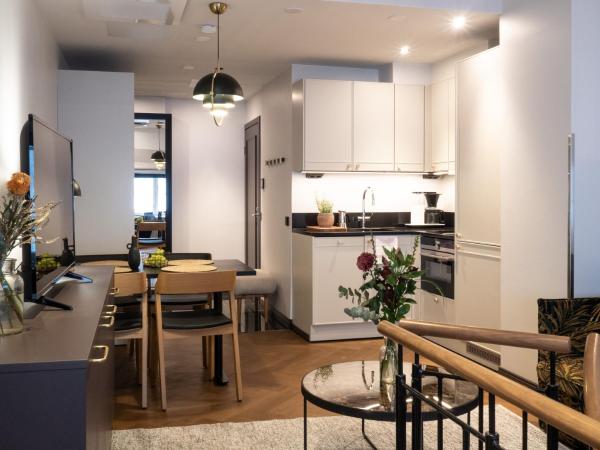 Bob W Koti Katajanokka : photo 1 de la chambre duplex apartment with spa and 1 double bed