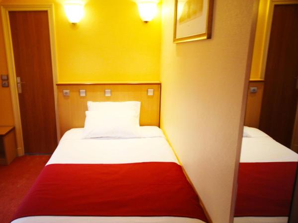 Grand Hôtel Amelot : photo 2 de la chambre chambre simple